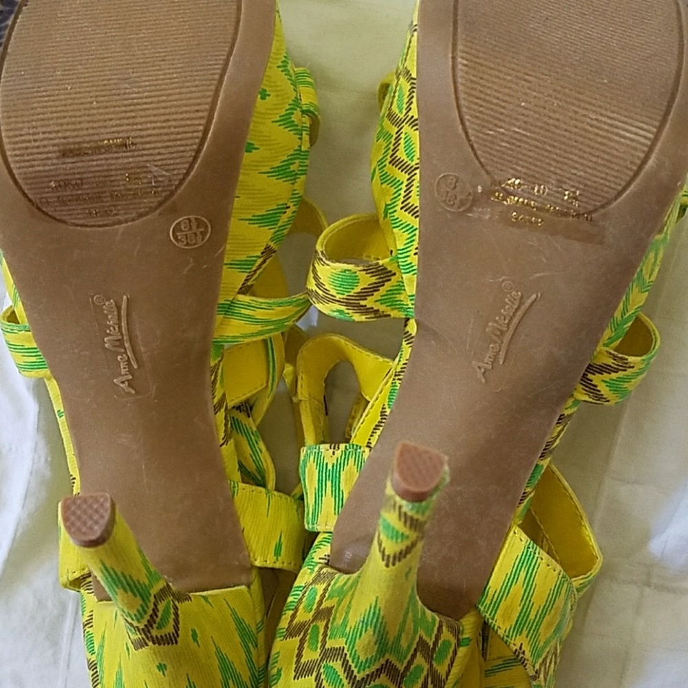 Shoes - Picture 3 of 3